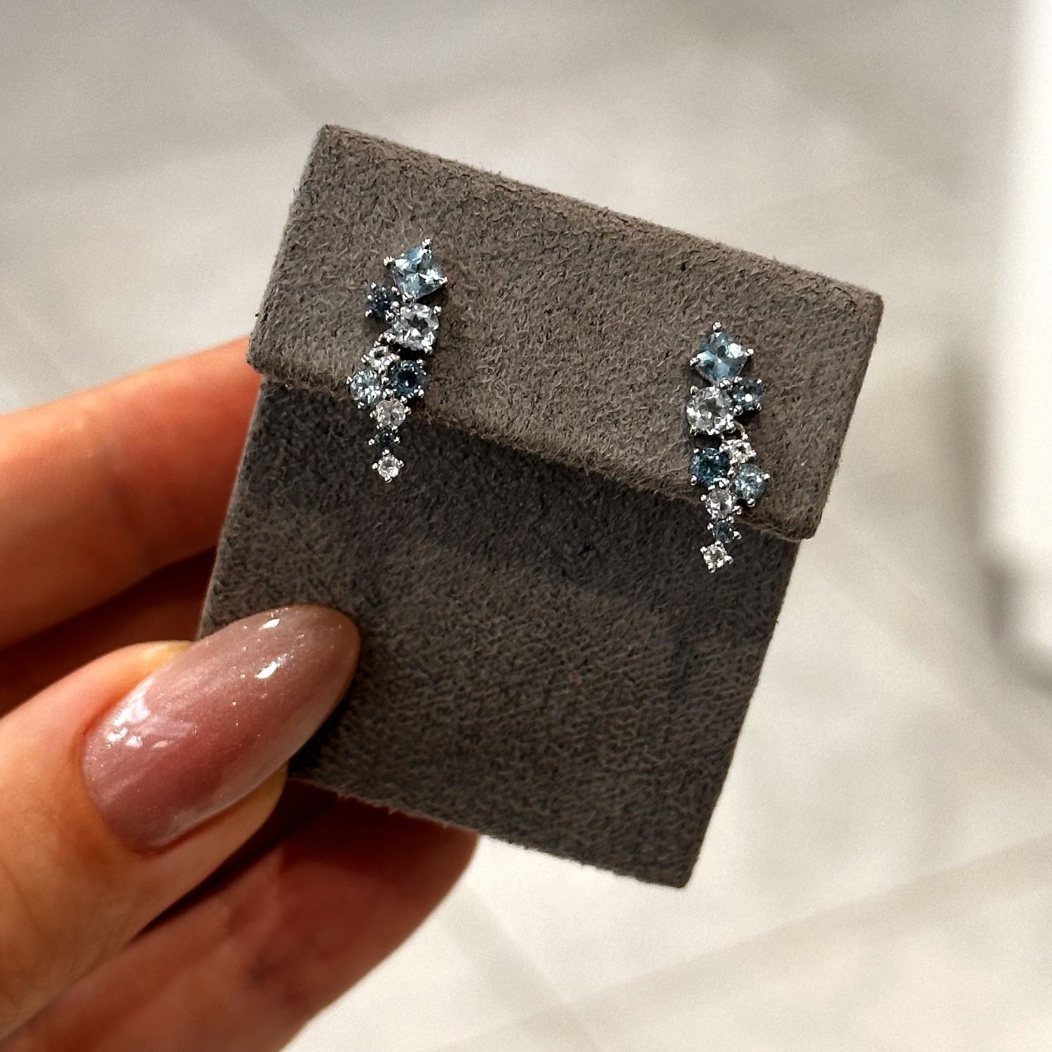 9ct White Gold Blue Topaz Scatter Earrings
