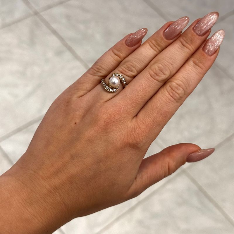 Pre-Owned 18ct Yellow Gold Pearl and Diamond Ring