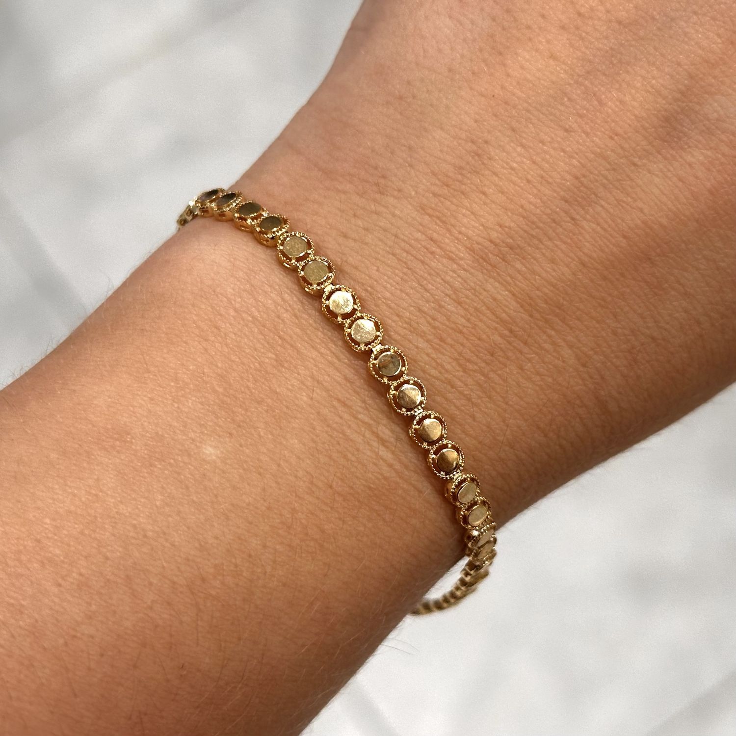 9ct Yellow Gold Diamond Cut Circle Tennis Bracelet