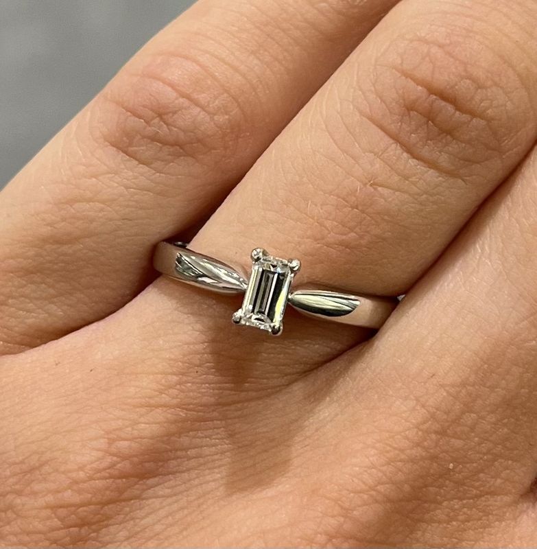 Pre-Owned Platinum 0.35ct G Vs1 Diamond Emerald Cut Solitaire