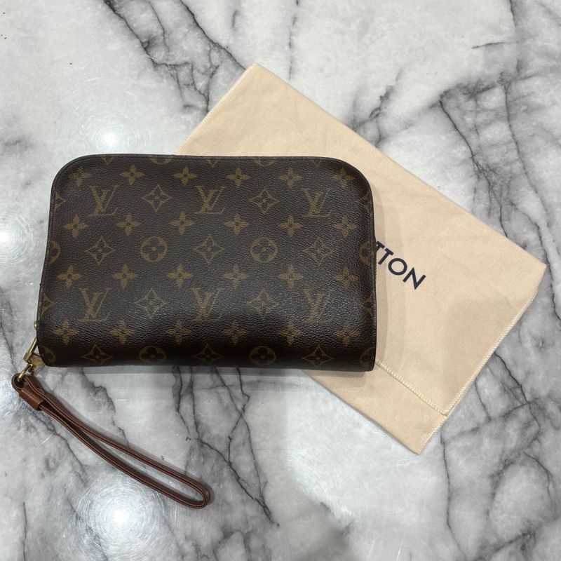 Pre-Owned Louis Vuitton Pochette Orsay in Monogram Canvas