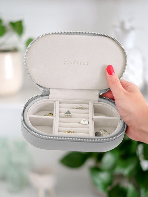 Pebble Grey Oval Zipped Jewellery Box