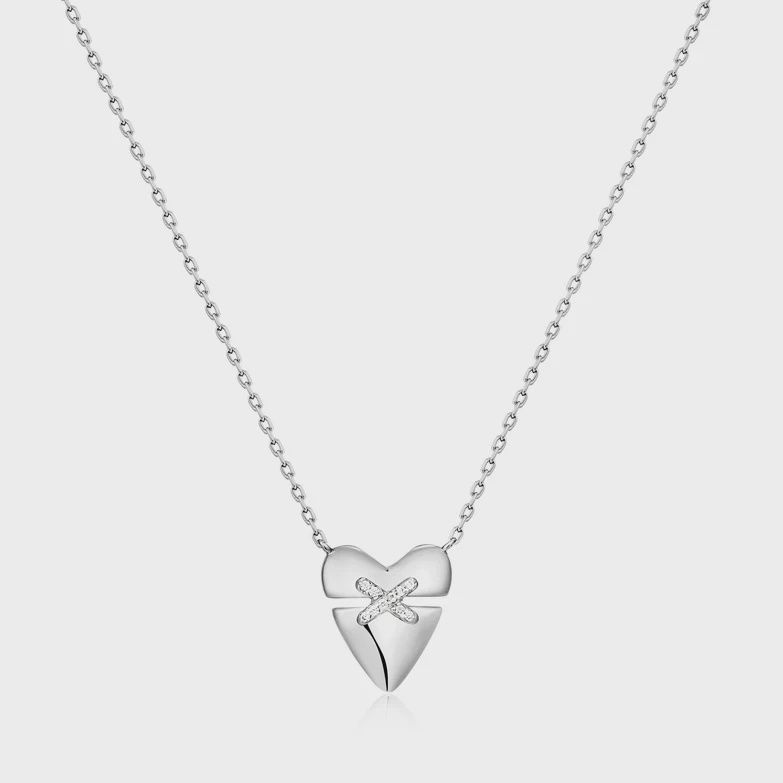 Silver Heart Hunter Kiss Pavé Necklace, Metal: Sterling Silver