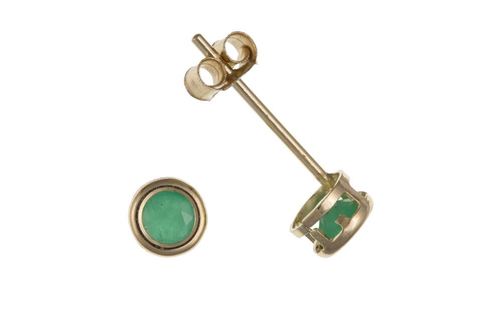 9ct Yellow Gold Emerald Stud Earrings