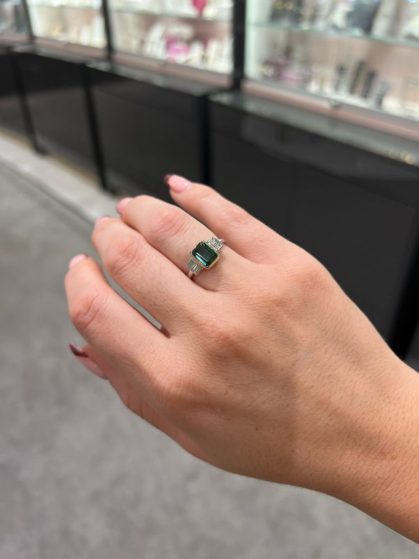 Platinum 1.60ct Teal Tourmaline &amp; Diamond Three Stone Ring