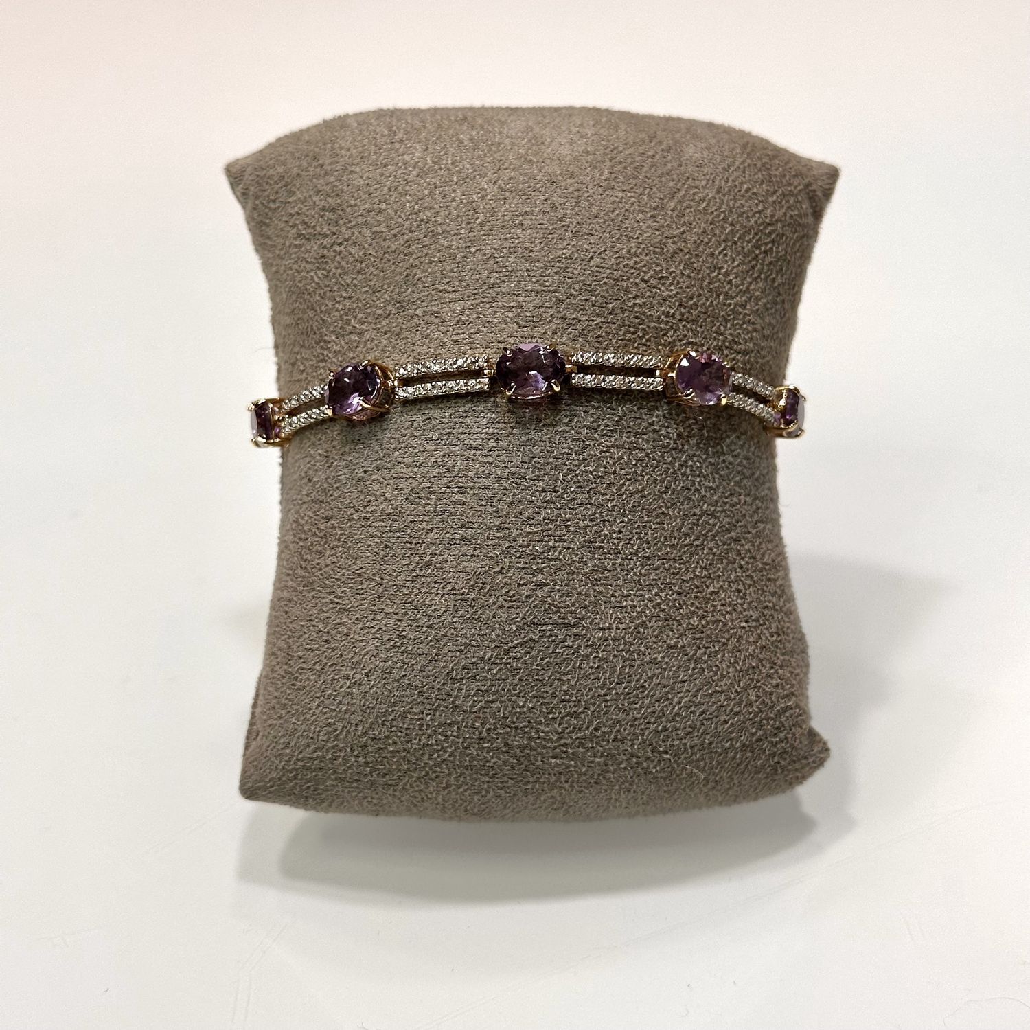 Pre-Owned 9ct Yellow Gold Amethyst &amp; Diamond Bracelet