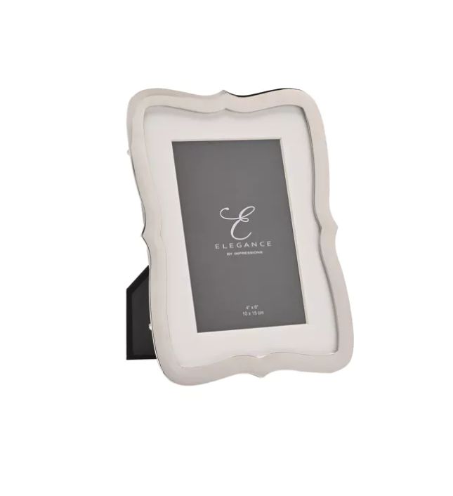 Silver Elegance Wavy-Edged Frame 4&quot;x6&quot;