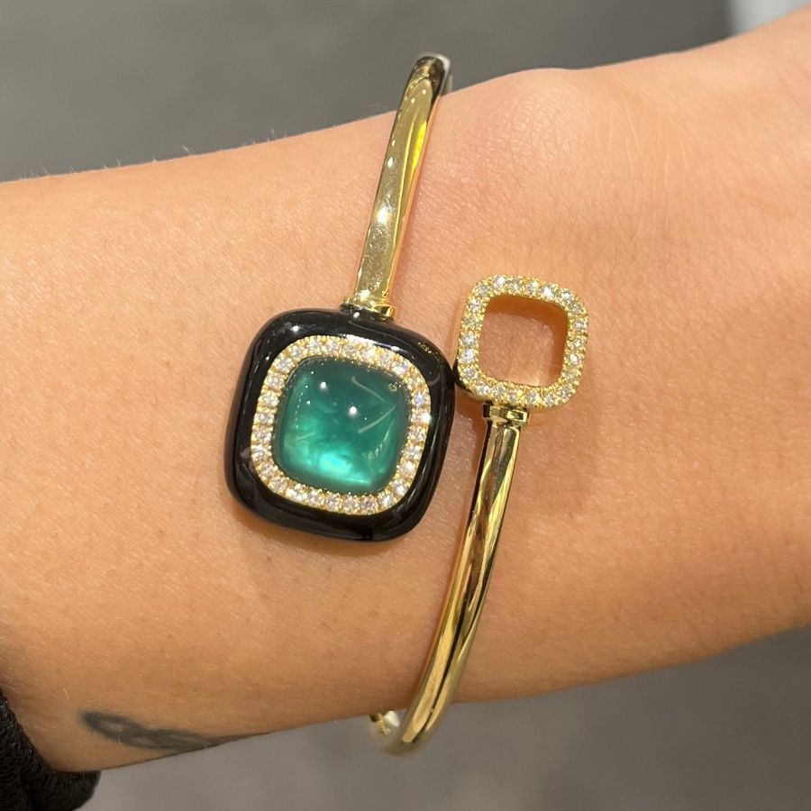 18ct Yellow Gold Green Agate, Mother of Pearl and Diamond Split Bangle