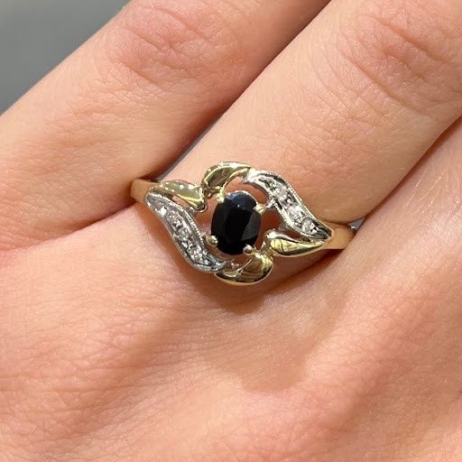 Pre-Owned 9ct Yellow Gold Sapphire &amp; Diamond Ring
