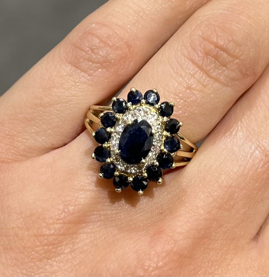 Pre-Owned 9ct Yellow Gold 2.48ct Sapphire &amp; Diamond Cluster Ring