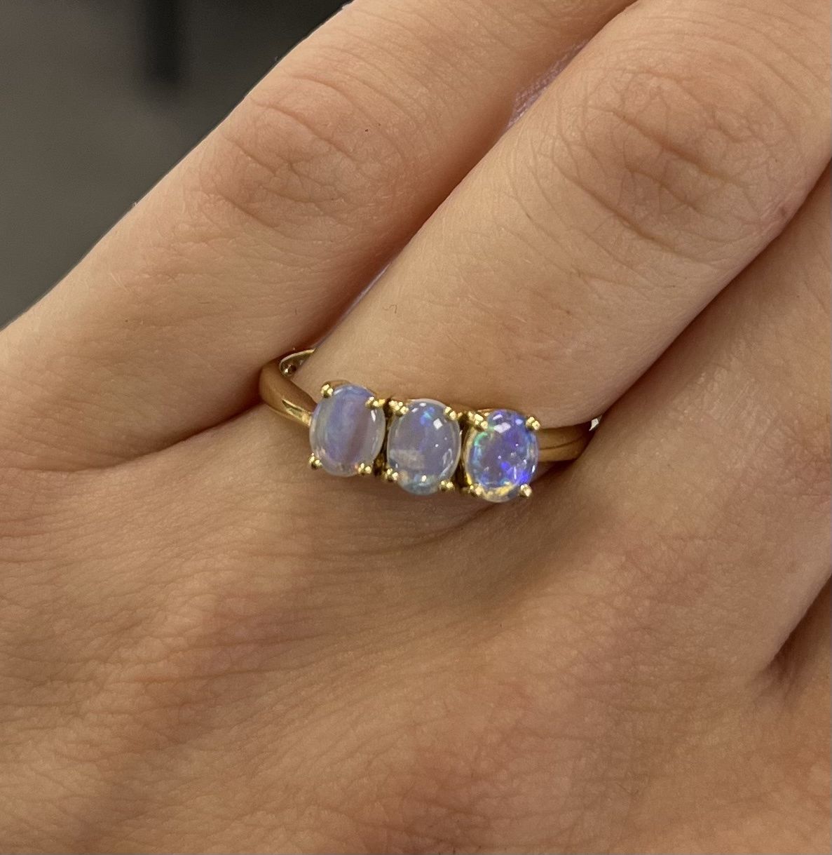 18ct Yellow Gold Opal 3 Stone Ring