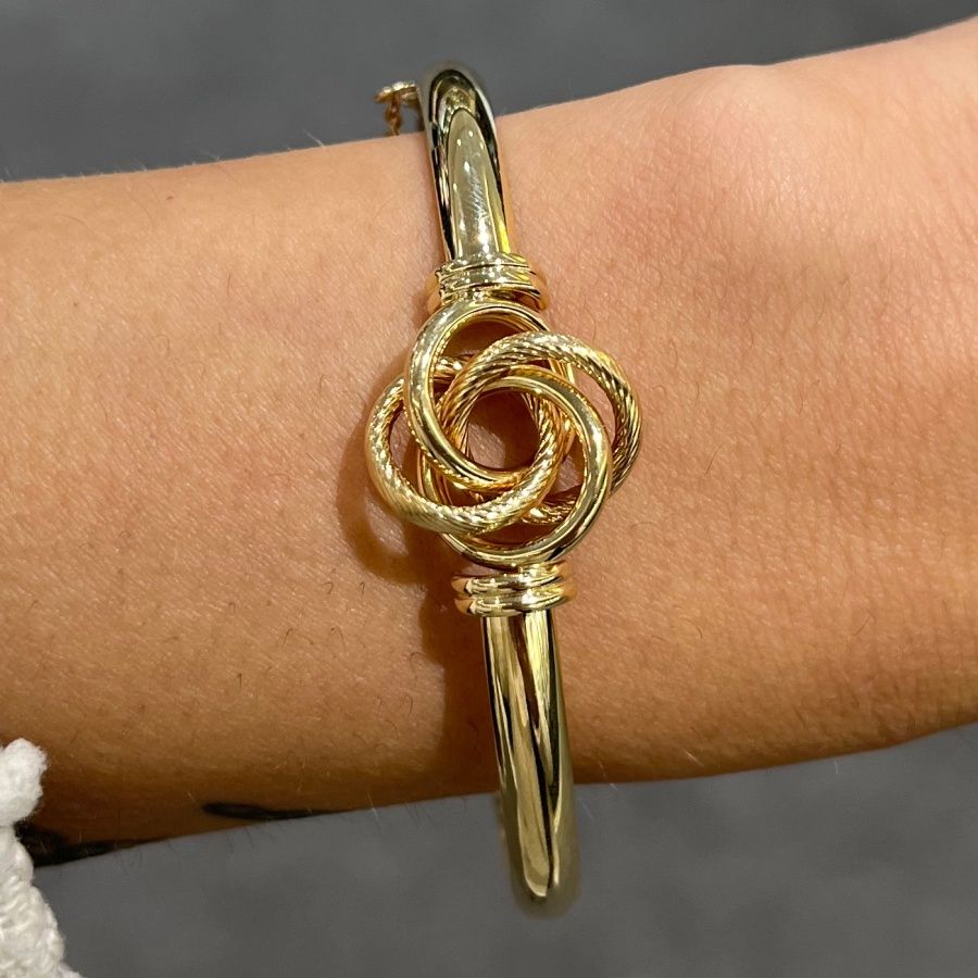 Pre-Owned 9ct Yellow Gold Knot Bangle