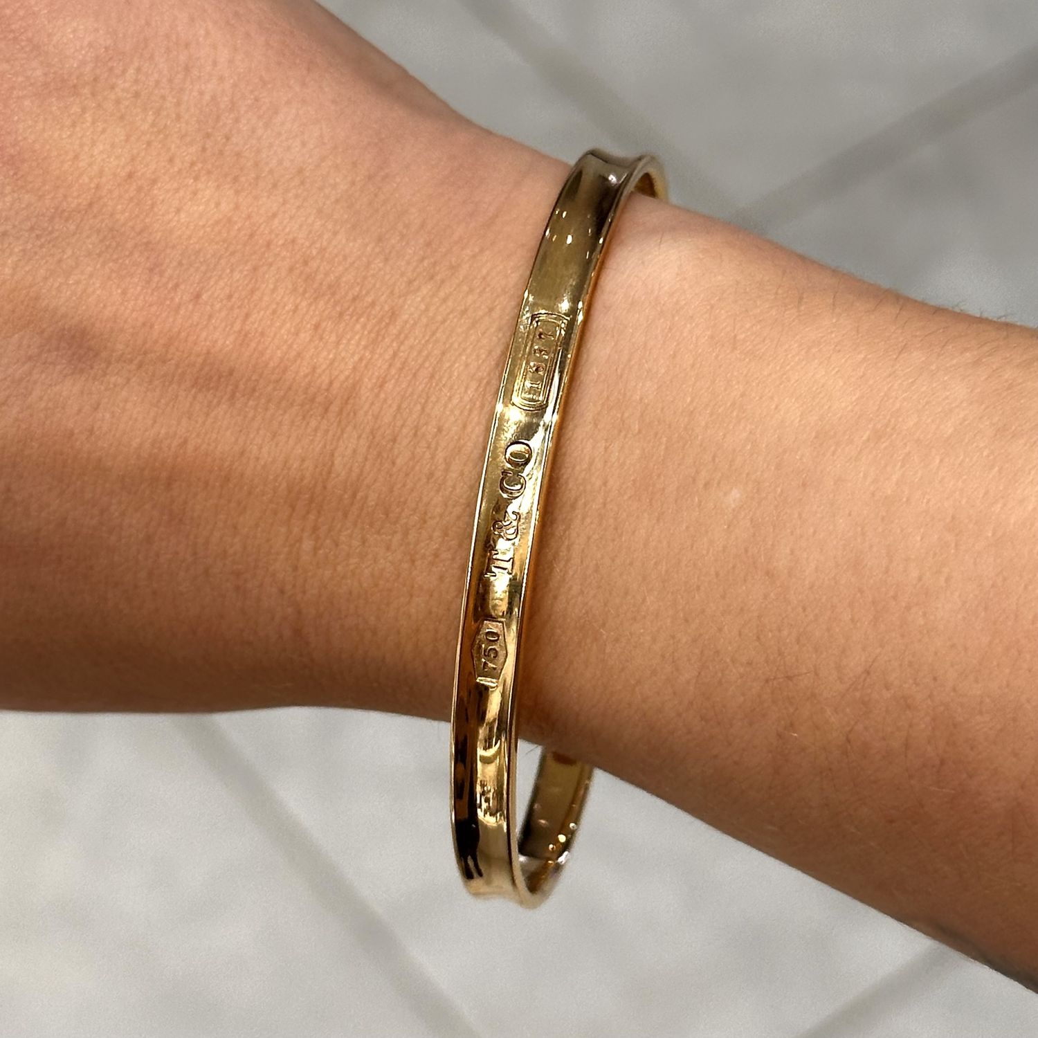 Pre-Owned Tiffany &amp; Co 18ct Yellow Gold 1837 750 Bangle