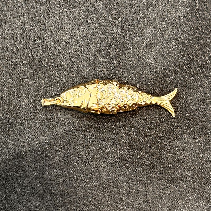 Pre-Owned 9ct Yellow Gold Movable Fish Pendant/Charm