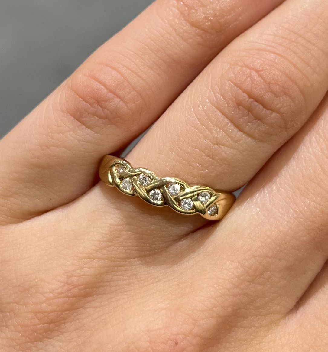Pre-Owned 18ct Yellow Gold 0.15ct Diamond Band Ring