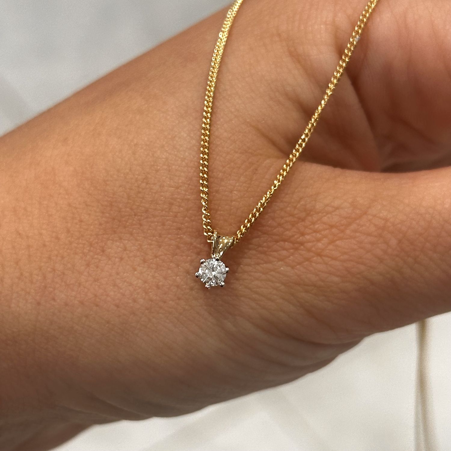 Pre-Owned 9ct Yellow Gold 0.18ct Diamond Solitaire Pendant