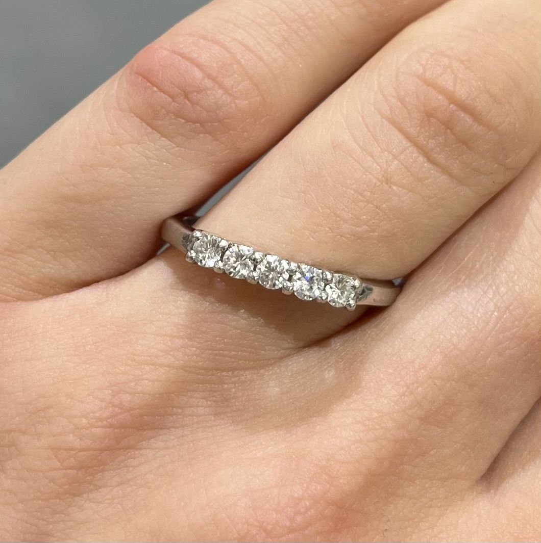 18ct White Gold 0.30ct 5 Stone Diamond Ring
