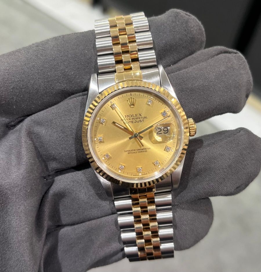 Pre-Owned Rolex Oyster Perpetual Datejust 36mm Diamond Dial 16233