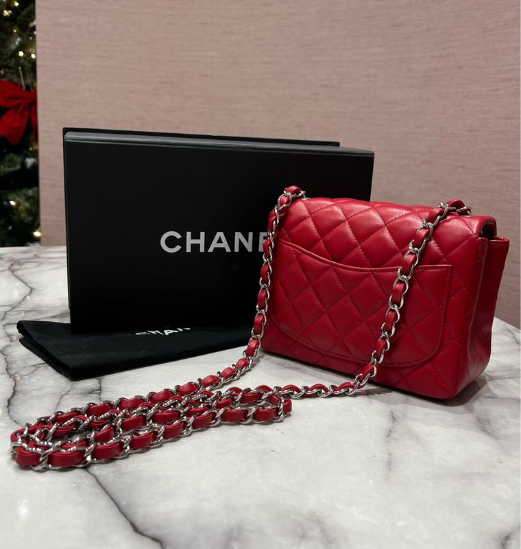Pre-Owned Chanel Red Mini Square Flap Bag With Silver-Toned Hardware