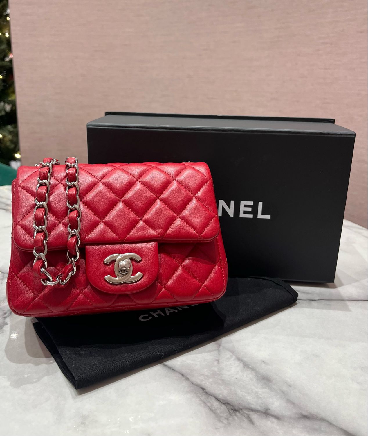 Pre-Owned Chanel Red Mini Square Flap Bag With Silver-Toned Hardware