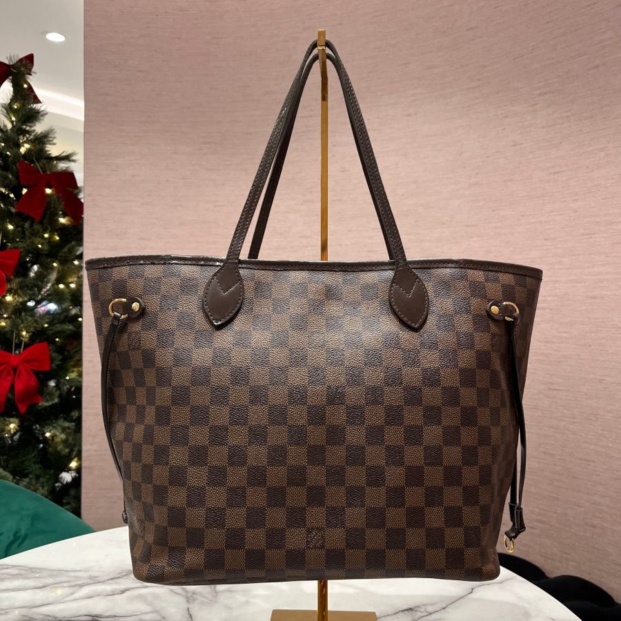 Pre-Owned Louis Vuitton Neverfull MM in Damier Ebene Canvas