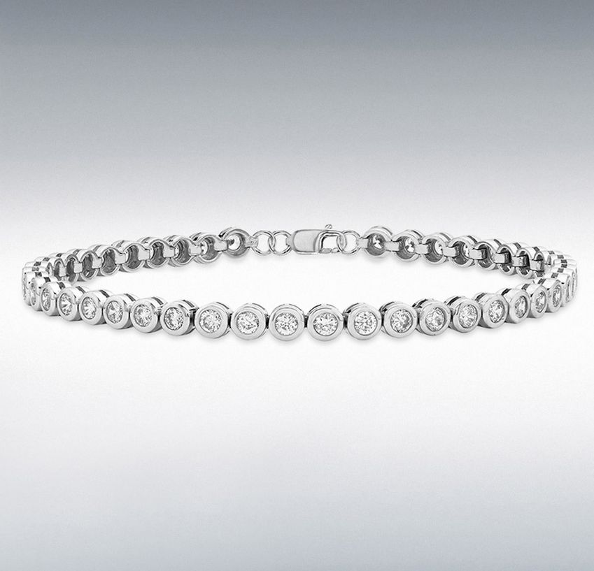Sterling Silver Round CZ 4mm Tennis Bracelet 17.5cm/6.9&quot;