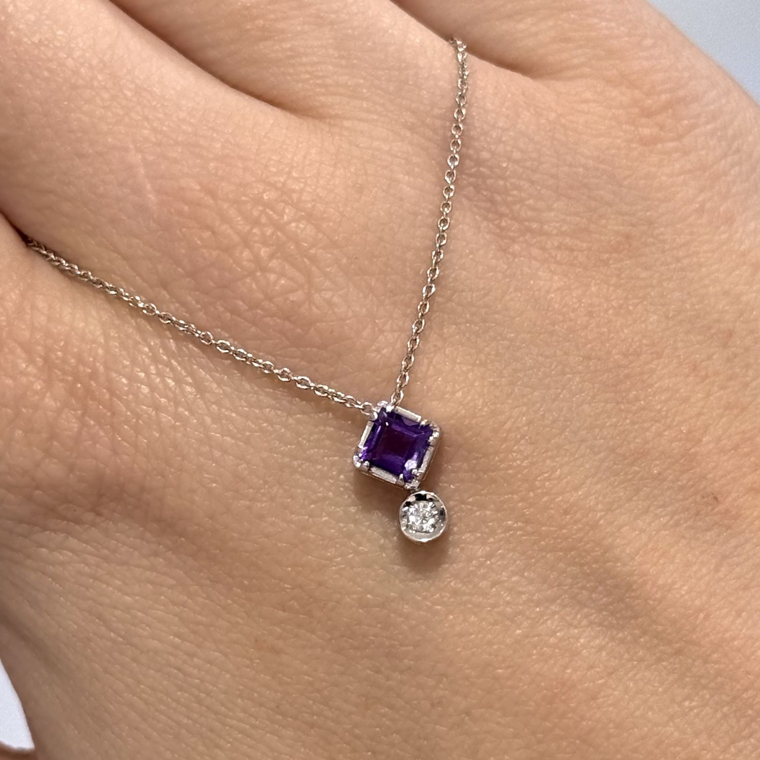 Pre-Owned 18ct White Gold 0.33ct Amethyst &amp; 0.03ct Diamond Pendant &amp; 45.5cm Chain