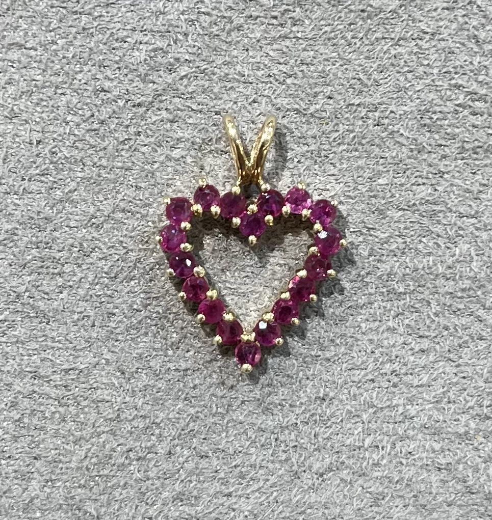 Pre-Owned 9ct Yellow Gold 0.90ct Ruby Heart Pendant