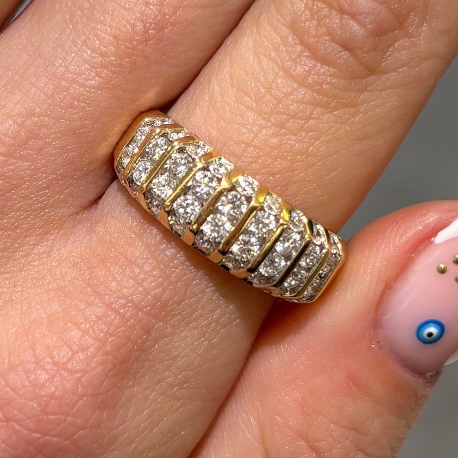 Pre-Owned 18ct Yellow Gold 4 Row 1ct Diamond Eternity Ring