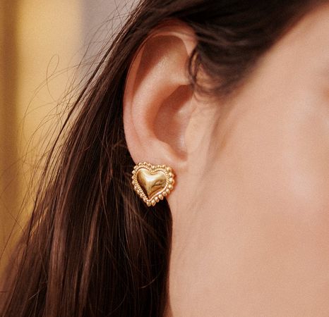 Bobble Heart Stud Earrings
