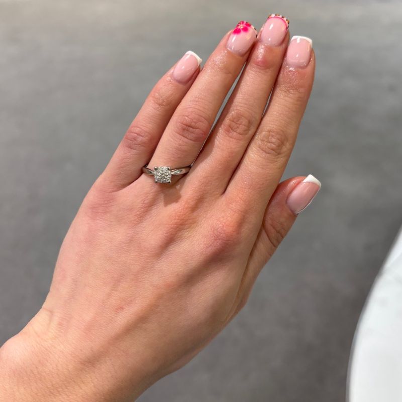 Pre-Owned Platinum 0.25ct Diamond Solitaire Style Ring