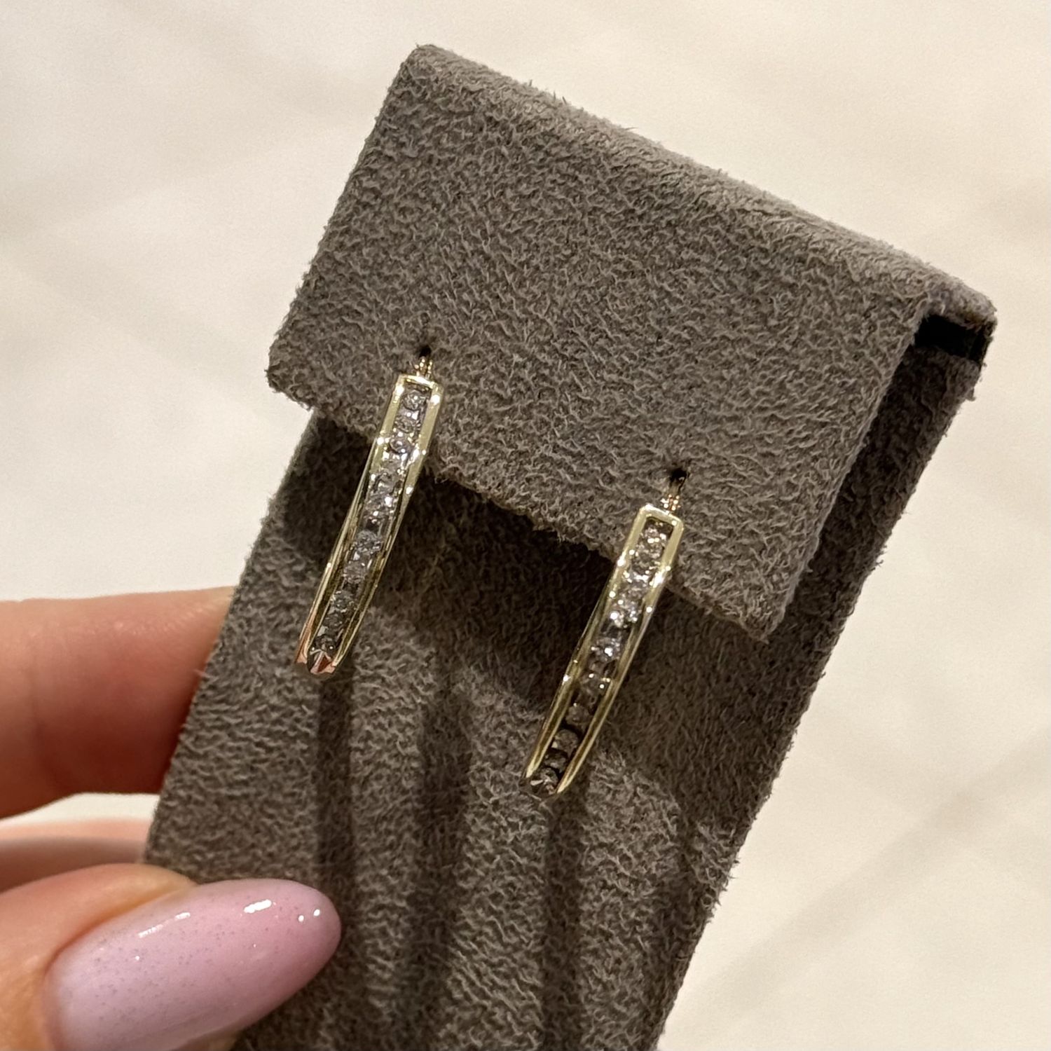 Pre-Owned 9ct Yellow Gold 0.25ct Diamond Hoop Earrings