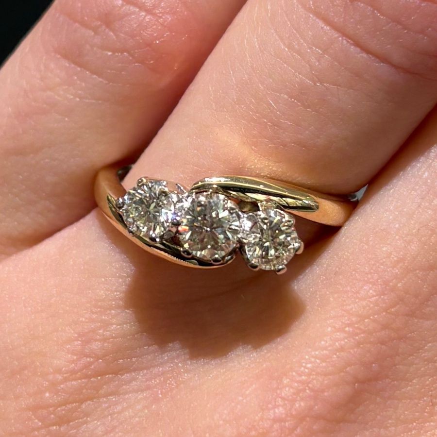 Pre-Owned 18ct Yellow Gold 0.75ct Diamond Trilogy Ring