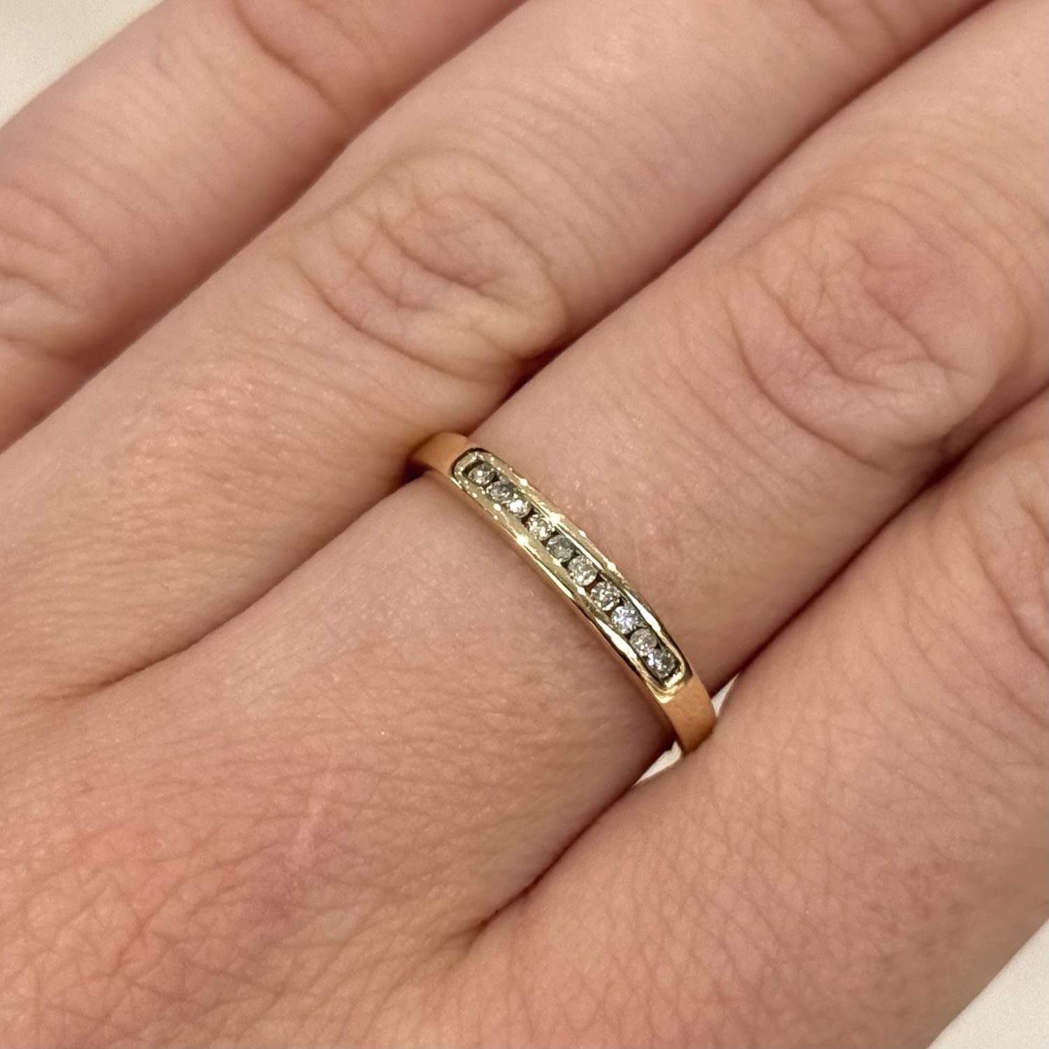 Pre-Owned 9ct Yellow Gold 0.10ct Diamond Channel Set Ring