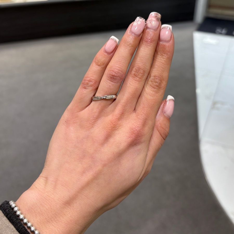 Pre-Owned Platinum Diamond Set Twist Band Ring