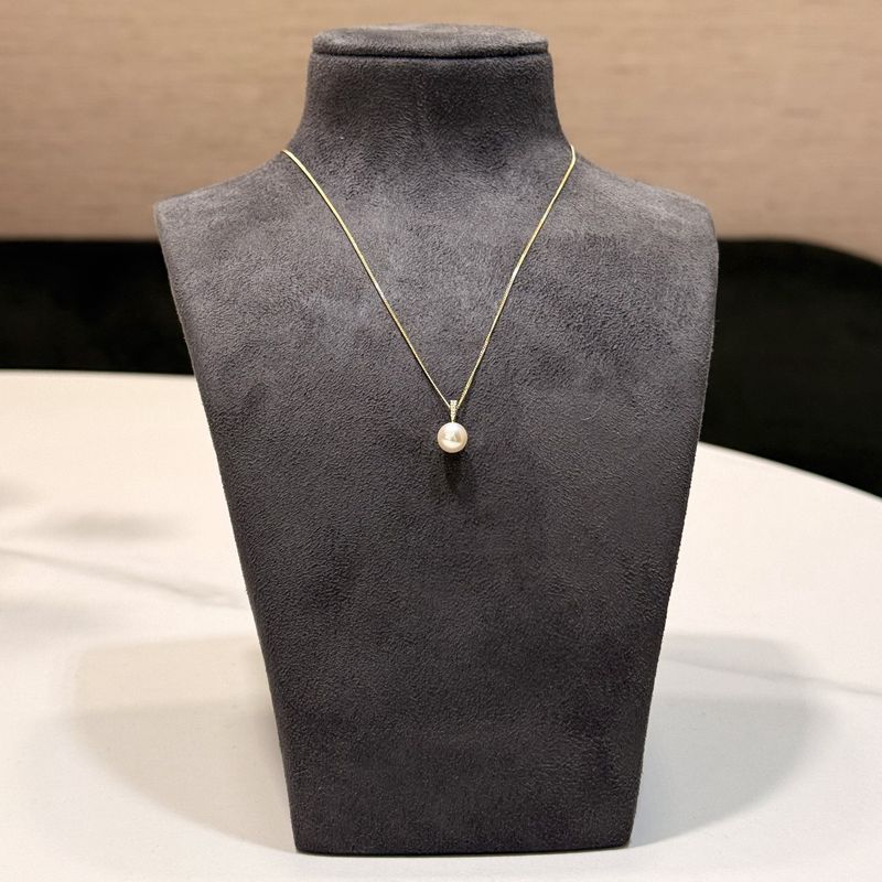 Pre-Owned 18ct Yellow Gold Pearl & Diamond Pendant