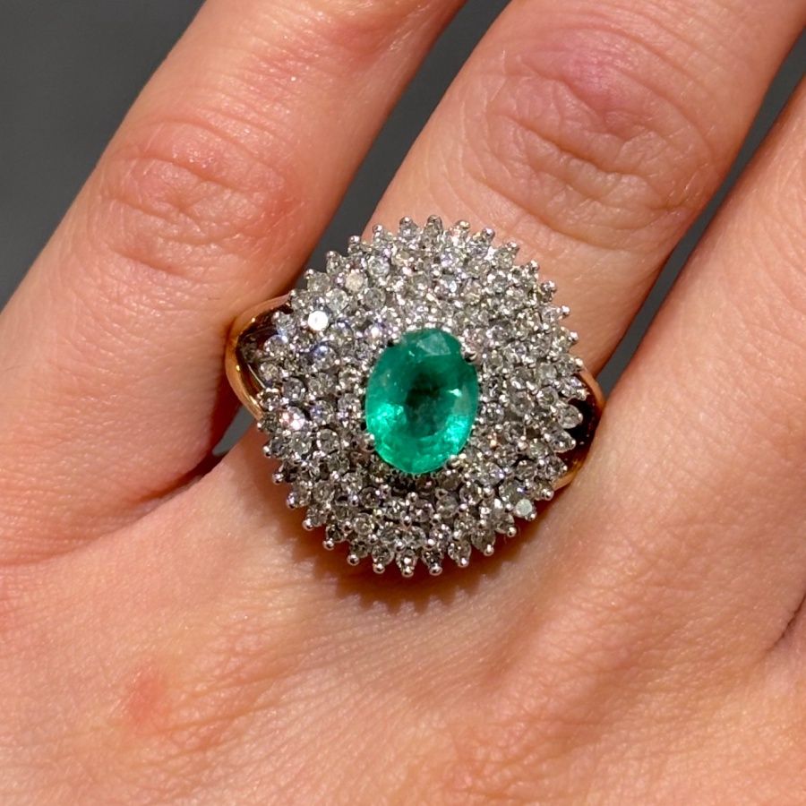 Pre-Owned 9ct Yellow Gold 1ct Emerald &amp; 0.85ct Diamond Cluster