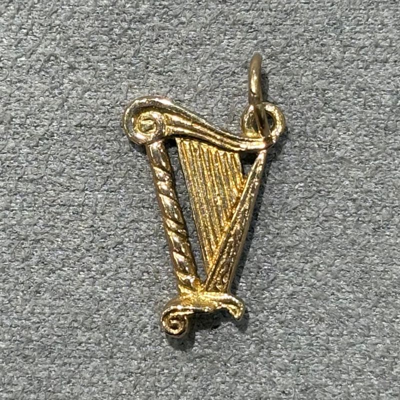 Pre-Owned 9ct Yellow Gold Harp Charm
