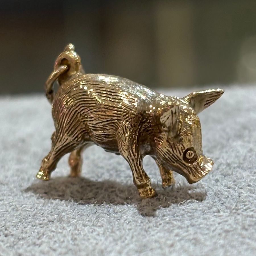 Pre-Owned 9ct Yellow Gold Pig Charm 3.5g