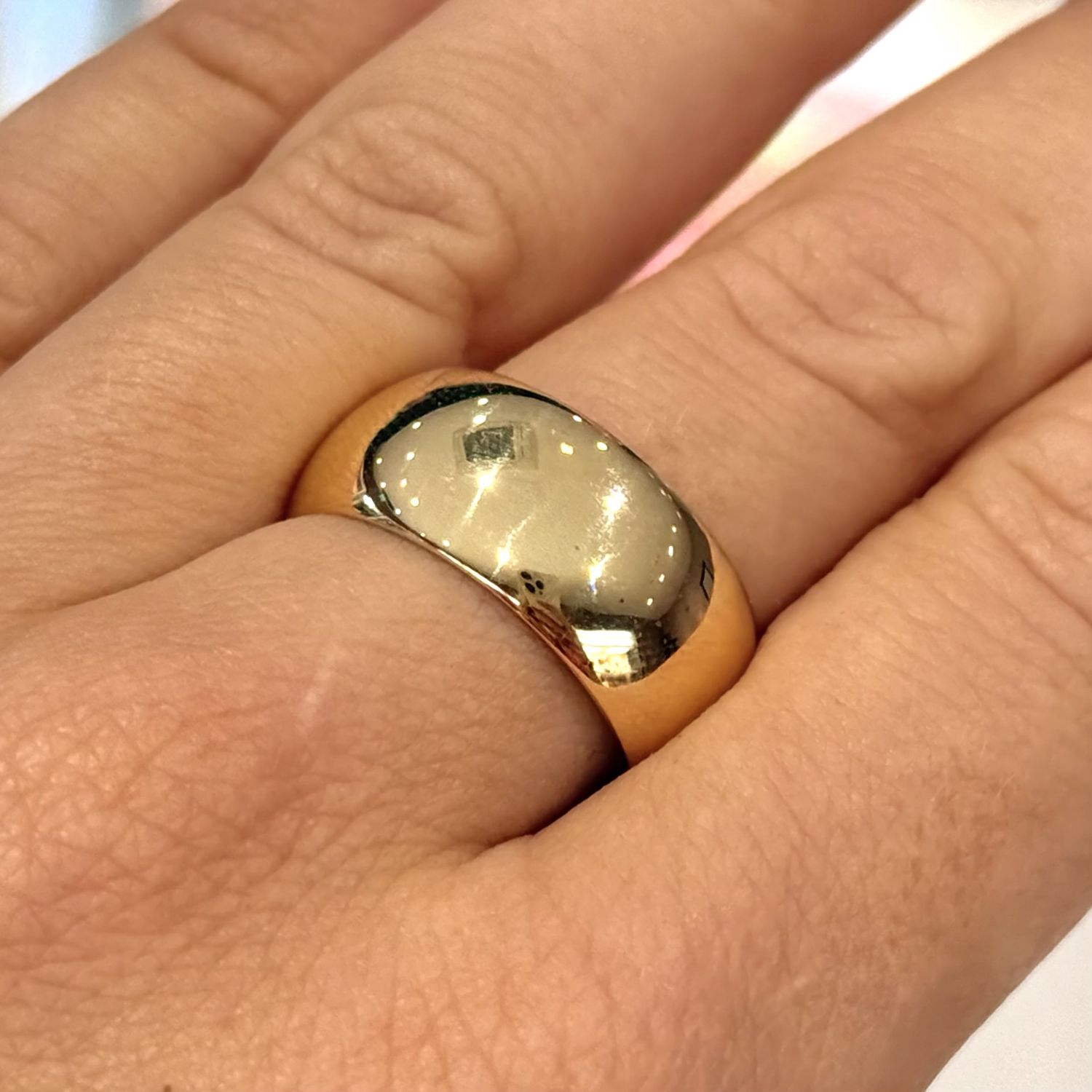 Pre-Owned 9ct Yellow Gold 9.7mm D-Shape Wedding Band