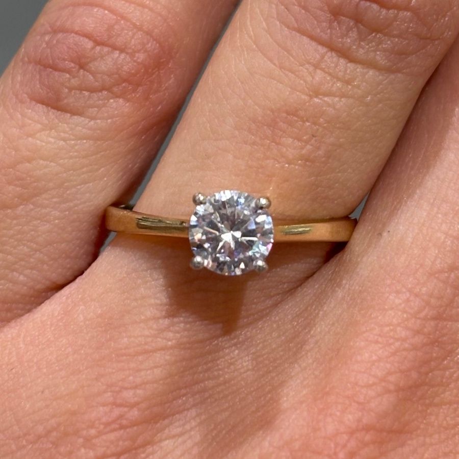9ct Yellow Gold 6mm Cubic Zirconia Solitaire Ring