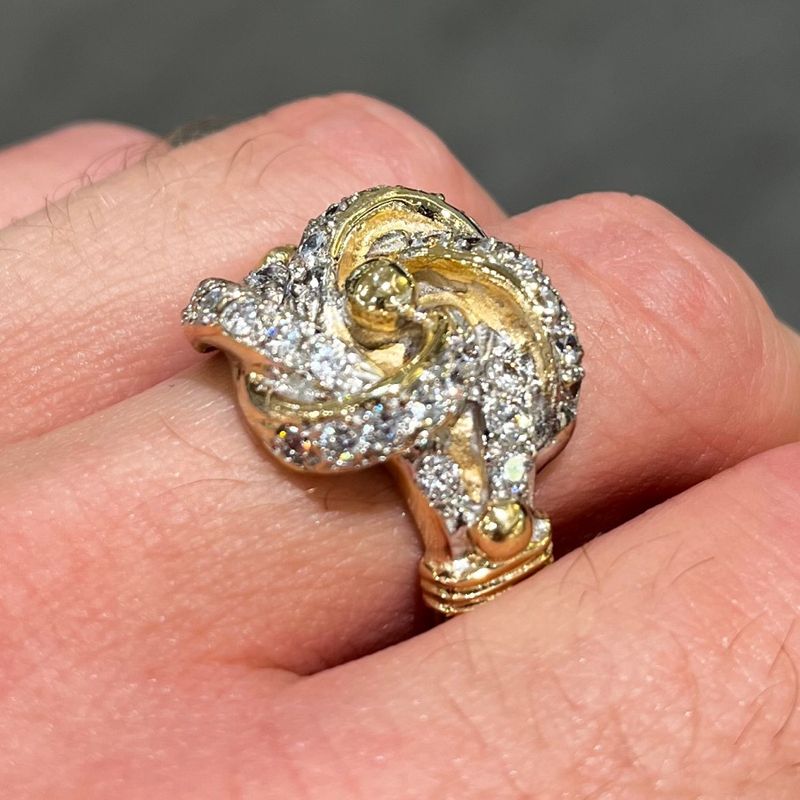 Pre-Owned 9ct Yellow Gold CZ Knot Ring 16g