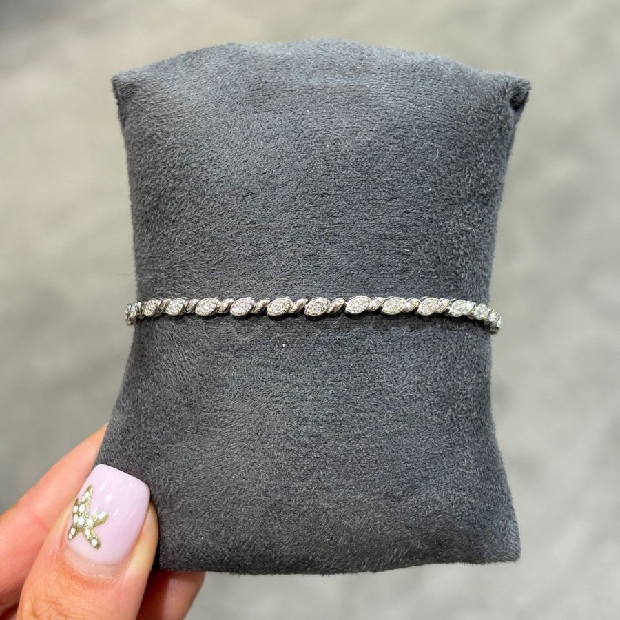 Pre-Owned 9ct White Gold 0.75ct Diamond Bracelet