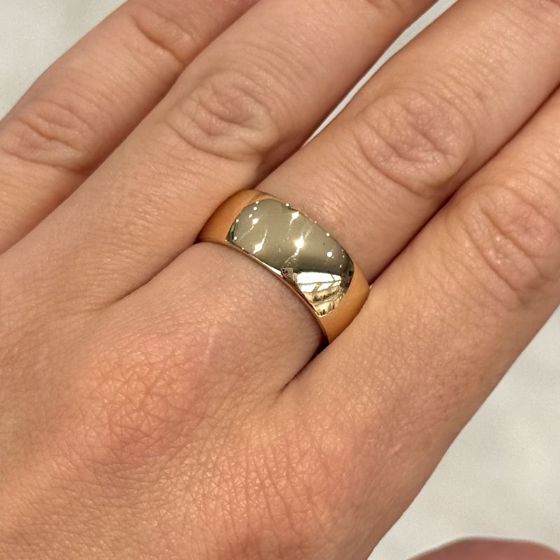 Pre-Owned 9ct Yellow Gold 8mm D-Shape Wedding Band