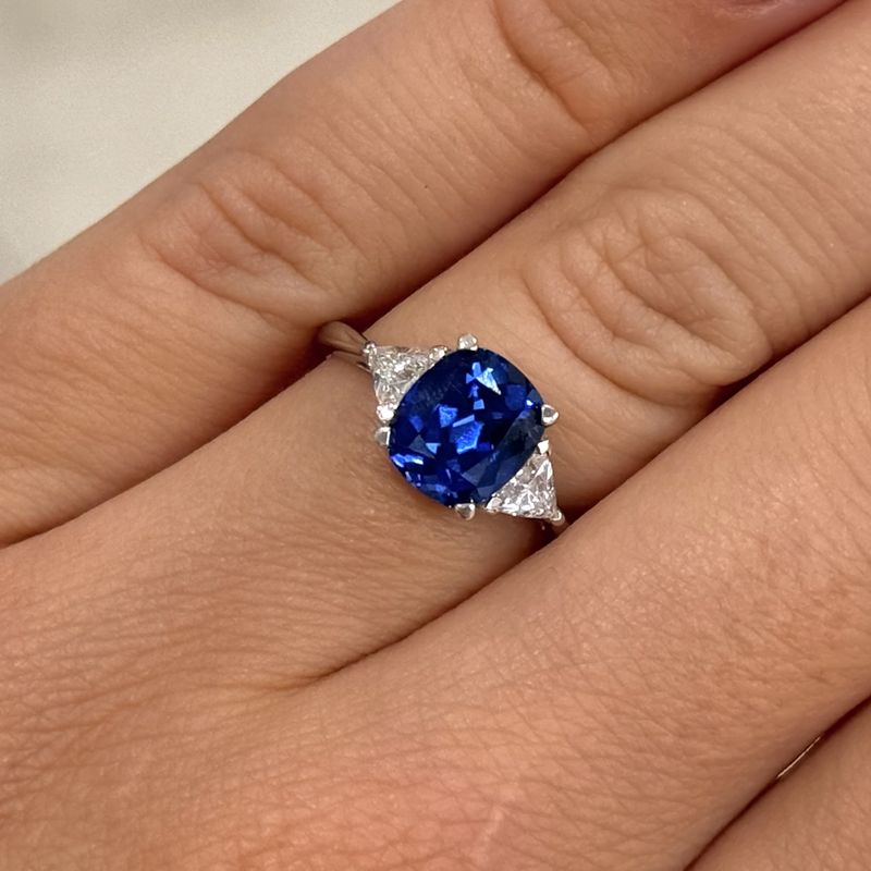 Pre-Owned 18ct White Gold 2ct Created Sapphire & 0.25ct Lab Grown Trillion Cut Diamonds Pre-Owned 18ct White Gold 2ct Created Sapphire & 0.25ct Lab Grown Trillion Cut Diamonds