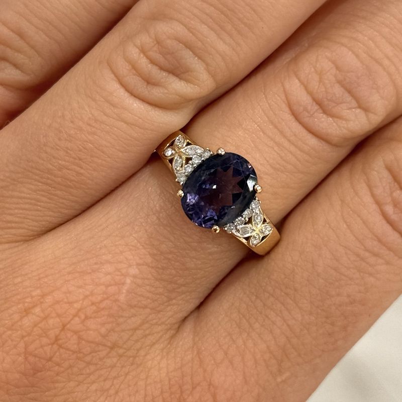 Pre-Owned 9ct Yellow Gold 2.40ct Amethyst &amp; Diamond Ring