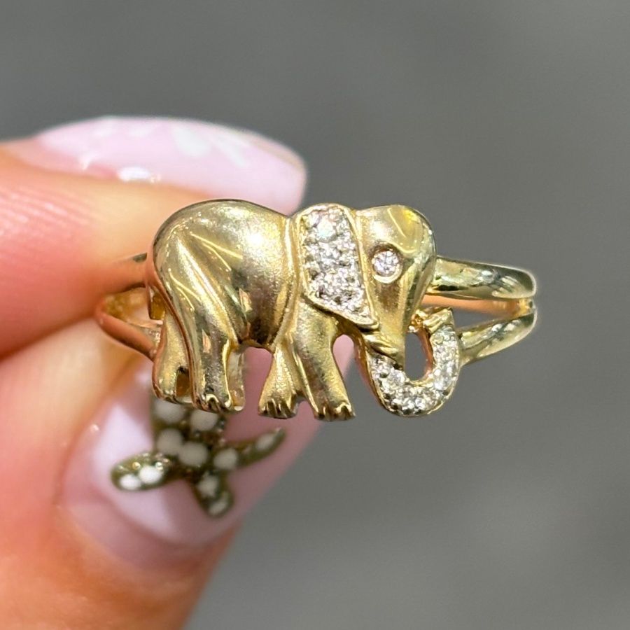 Pre-Owned 14ct Yellow Gold Diamond Set Elephant Ring