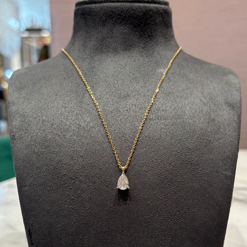 18ct Yellow Gold Lab-Grown Pear Shaped Diamond 1.02ct Pendant