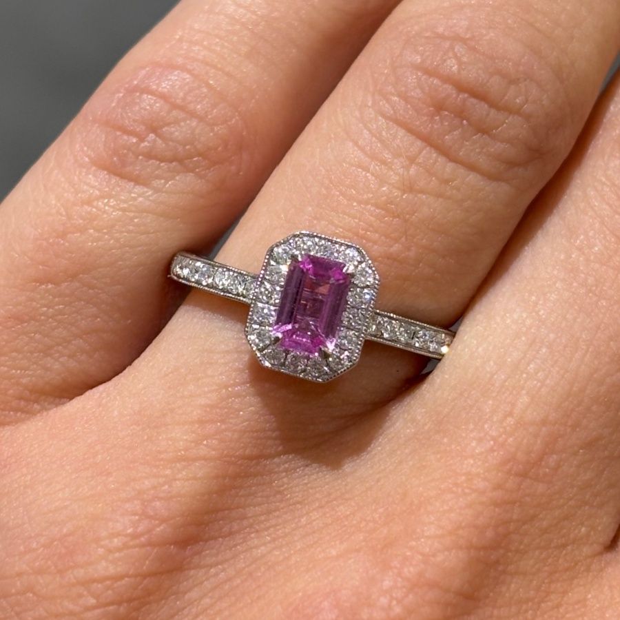 Platinum 0.62ct Pink Sapphire &amp; 0.27ct Diamond Ring