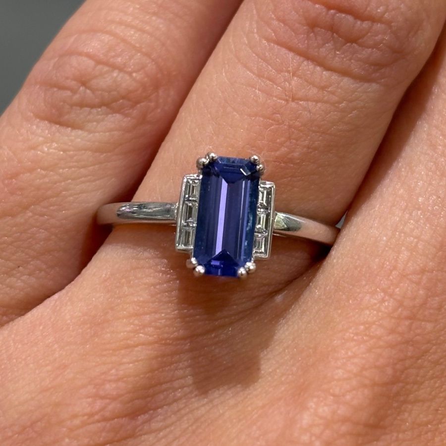 18ct White Gold 1.00ct Tanzanite &amp; 0.11ct Diamond Baguette Ring